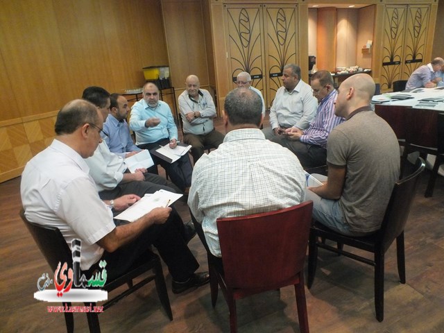 رئيس البلدية المحامي عادل بدير و العشرات من رؤساء السلطات المحلية العربية في فوروم 12
